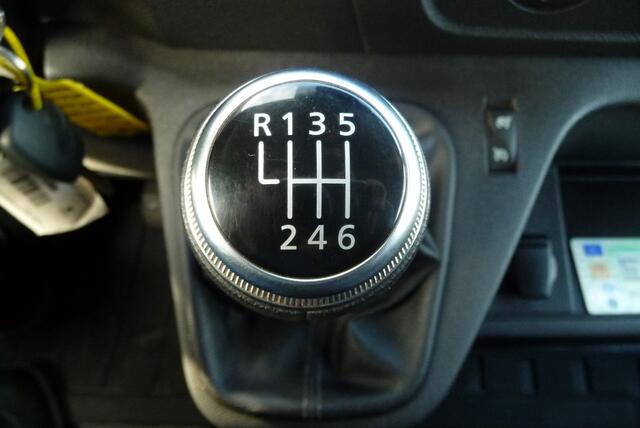 Renault MASTER T35 2.3 dCi 135 L2H2