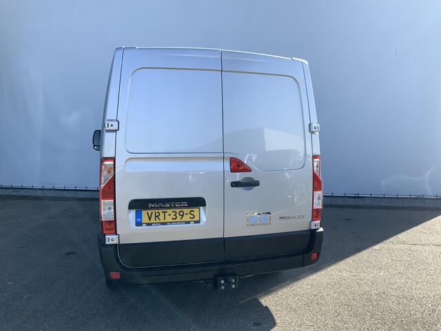 Renault MASTER T33 2.3 dCi L1H1Airco Cruise 3 Zits Trekhaak 2500 kg Euro 6