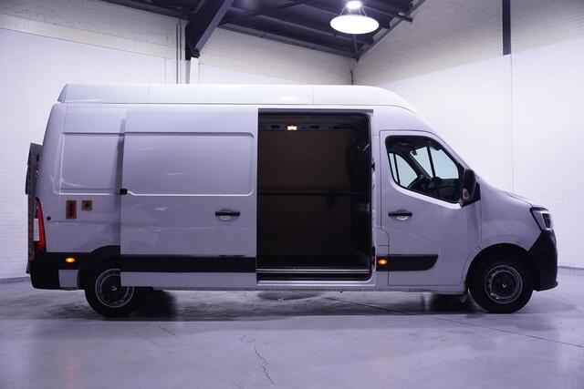 Renault MASTER 2.3 dCi 135 pk L3H3 LAADKLEP Airco Cruise control, Audio, 3-Zits, APK 09-2025