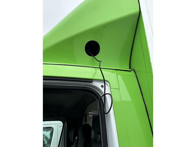 Renault MASTER T35 2.3 dCi foodtruck bakwagen koel cel