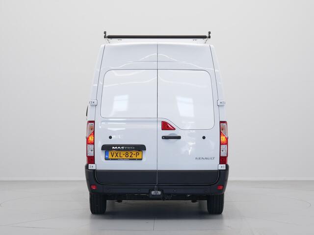 Renault MASTER T35 2.3 dCi 135 L2H2 Comfort Navigatie Trekhaak Airco Cruise Carplay Camera