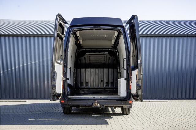 Renault MASTER 2.3 dCi L2H2 | 180 PK | Euro 6 | Navigatie | LED | Camera | Airco