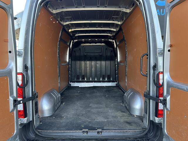 Renault MASTER T35 2.3 dCi 180 L2H2 Energy*A/C*CRUISE*NAVI*3P*
