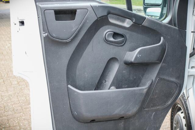 Renault MASTER FWD T33 L2H2 FWD dCi 130