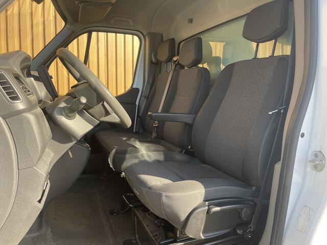 Renault MASTER 2.3 Turbo L3H2 | Bakwagen | Elektrische Laadklep | Apple Carplay | Airconditioning | Cruise Control | DAB | Centrale Vergrendeling |