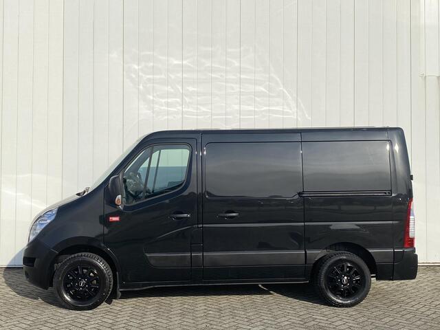 Renault MASTER T28 2.3 dCi L1H1 Energy | 2 x schuifdeur | Nette auto | 3-zits | Trekhaak | Cruise Control | Airconditioning | Houten laadruimte inrichting