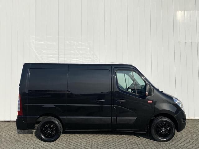 Renault MASTER T28 2.3 dCi L1H1 Energy | 2 x schuifdeur | Nette auto | 3-zits | Trekhaak | Cruise Control | Airconditioning | Houten laadruimte inrichting