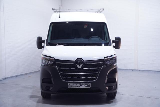 Renault MASTER 2.3 dCi 135 pk L2H2 Navi, Trekhaak Imperiaal met trap, Cruise control, Apple Carplay, 3-Zits