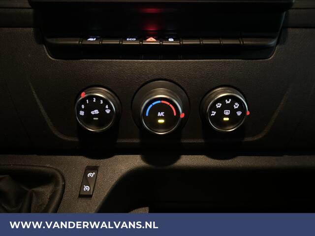 Renault MASTER 2.3 dCi 136pk L2H2 Euro6 Airco | Camera | Navigatie | Cruisecontrol | 2500kg Trekhaak, Parkeersensoren, bijrijdersbank