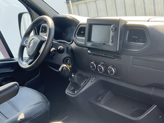 Renault MASTER 3-Pers 2.3 dCi 150pk L3H2 Energy Euro6 Nav/Cam Trekhaak Lang Hoog T35