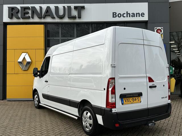 Renault MASTER T35 2.3 dCi 135 L2H2 Work Edition | Navigatie | Achteruitrijcamera | Trekhaak |