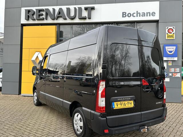 Renault MASTER T33 2.3 dCi 130 L2H2 | Navigatie | Camera | Trekhaak |