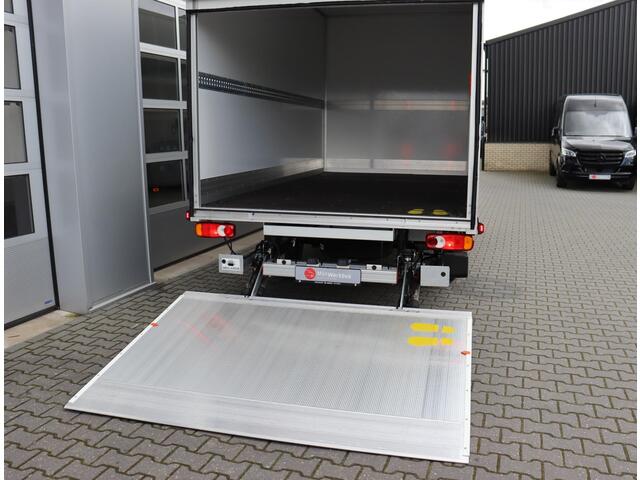 Renault MASTER T35 2.0 dCi 170 L3H1 Advance Bakwagen met laadklep