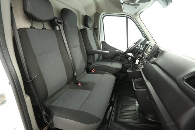 Renault MASTER 2.3 DCI L2H2 Airco Camera Cruise 3 Persoons PDC LED Elektrpakket Trekhaak