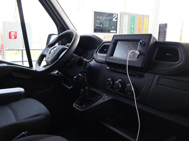 Renault MASTER T35 2.3 dCi 135 PK L2H2 3-ZITS WORK EDITION + TREKHAAK 2500 KG | APPLE CARPLAY | CAMERA