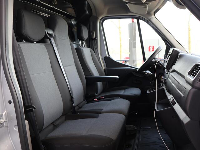 Renault MASTER T35 2.3 dCi 135 PK L2H2 3-ZITS WORK EDITION + TREKHAAK 2500 KG | APPLE CARPLAY | CAMERA
