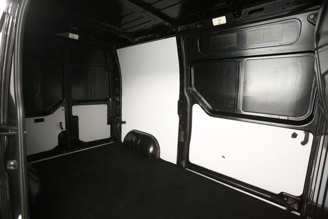 Renault MASTER T33 2.3 dCi L2H2 150PK Airco Camera Cruise 2xSchuifdeur LED PDC 3 Persoons Elektrpakket Trekhaak