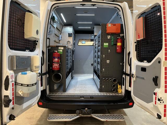 Renault MASTER 2.3 dCi L2H2 145 PK Servicebus / Bott Inrichting / Euro 6 / 220V. / Airco / Cruise Control / Camera / Trekhaak