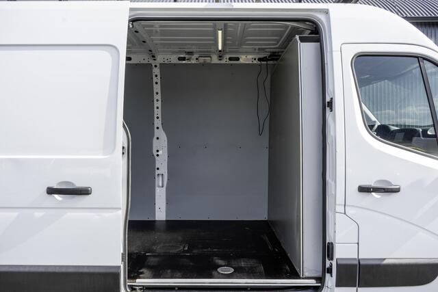 Renault MASTER 2.3 dCi L2H2 | 130 PK | Euro 6 Airco | Cruise | PDC | Imperiaal | Ladder |