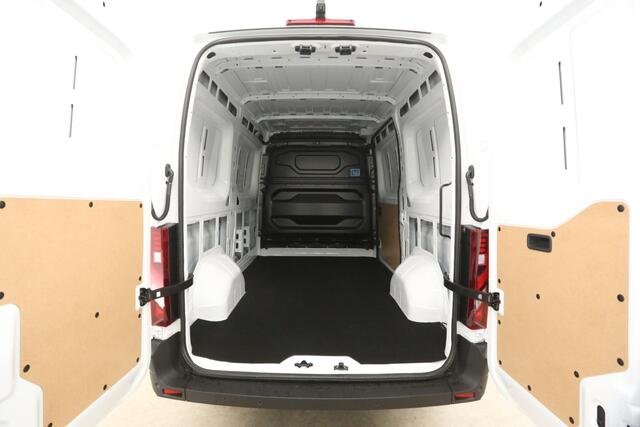 Renault MASTER T35 2.0 dCi Advanced L2H2 | NIEUW | BPM VRIJ | Airco LED Cruise Camera Carplay Navi 3 Persoons PDC