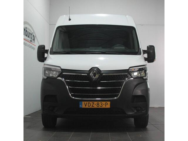 Renault MASTER T35 2.3 dCi 135 L3H2 - 3 pers. - Cruise / Trekhaak