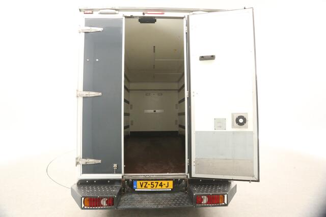 Renault MASTER T35 2.3 dCi 150PK | Bezorgauto | Niveauregeling achteras | Camper ombouw | Bakwagen | Automaat Airco Camera Cruise Laadbak
