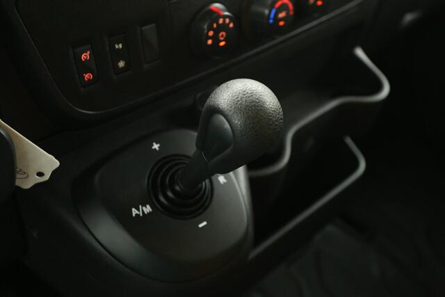 Renault MASTER T35 2.3 dCi 150PK | Bezorgauto | Niveauregeling achteras | Camper ombouw | Bakwagen | Automaat Airco Camera Cruise Laadbak