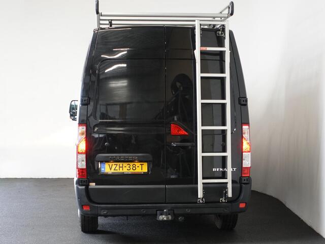 Renault MASTER 135PK L2H2 Work Edition Airco Cruise Control Camera Navigatie Parkeersensoren Trekhaak