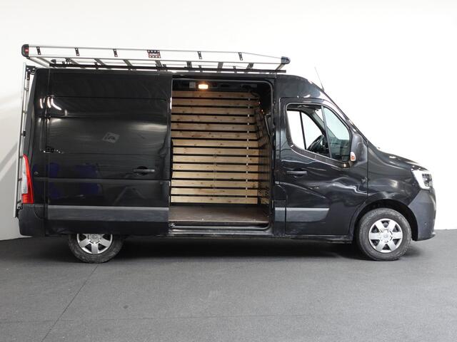 Renault MASTER 135PK L2H2 Work Edition Airco Cruise Control Camera Navigatie Parkeersensoren Trekhaak