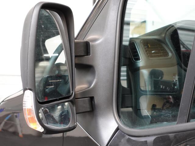 Renault MASTER 135PK L2H2 Work Edition Airco Cruise Control Camera Navigatie Parkeersensoren Trekhaak