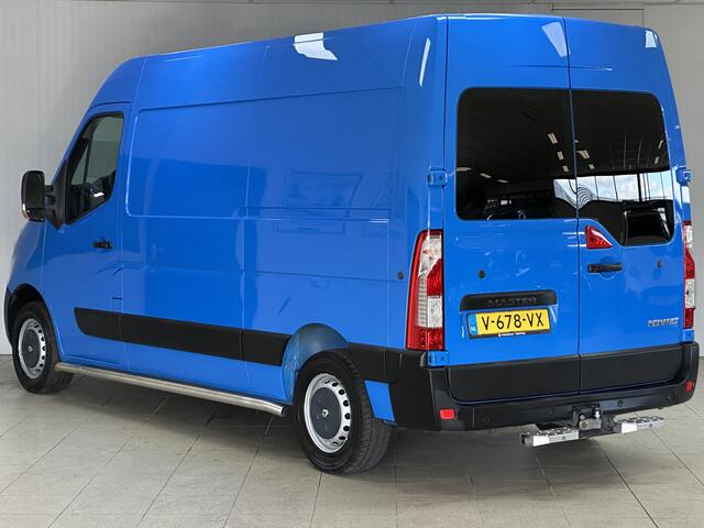 Renault MASTER T35 2.3 dCi L2H2 Energy/ 3-Zitplaatsen/ Zij-Schuifdeur rechts/ Side-Bars/ Keyless Entry/ DAB+/ Android Auto/ Navi/ Airco/ Cruise/ Elek. pakket/ Bluetooth/ Armsteun/ Multi. Stuur/ Mistl./ PDC.