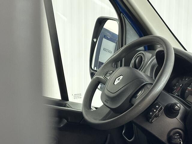 Renault MASTER T35 2.3 dCi L2H2 Energy/ 3-Zitplaatsen/ Zij-Schuifdeur rechts/ Side-Bars/ Keyless Entry/ DAB+/ Android Auto/ Navi/ Airco/ Cruise/ Elek. pakket/ Bluetooth/ Armsteun/ Multi. Stuur/ Mistl./ PDC.