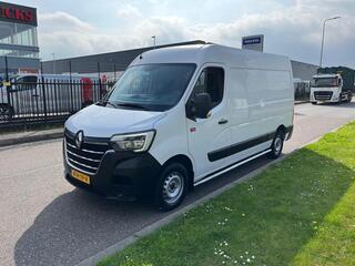 renault-master-180.35-red-edition-l