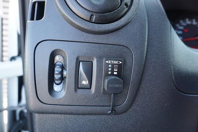 Renault MASTER T35 | 2.3 dCi | L2H2 | Airco | Cruise | Imperiaal | Trekhaak