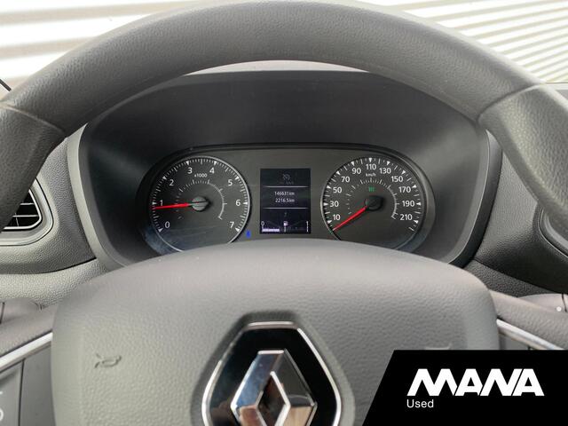 Renault MASTER T35 2.3 dCi 135 L2H2 Airco Cruise Sensoren LED 12V Navigatie Bijrijdersbank Bluetooth NAP
