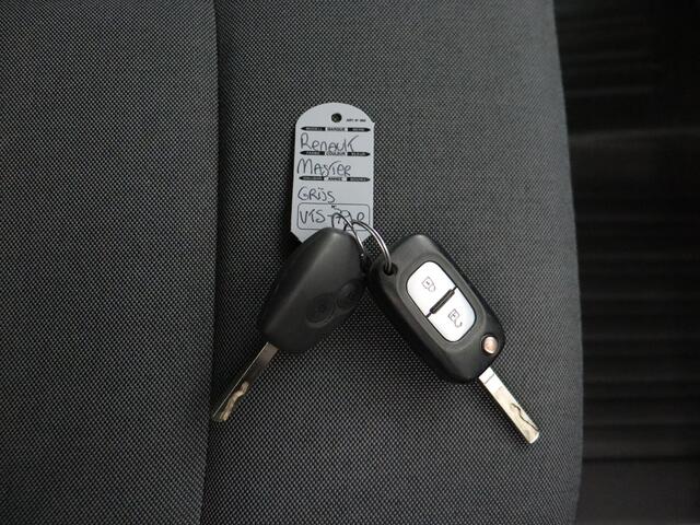 Renault MASTER 2.3DCi 180PK L2H2 Edition | 2xSchuifdeur | Navigatie | Camera | Airco | Betimmering | Trekhaak