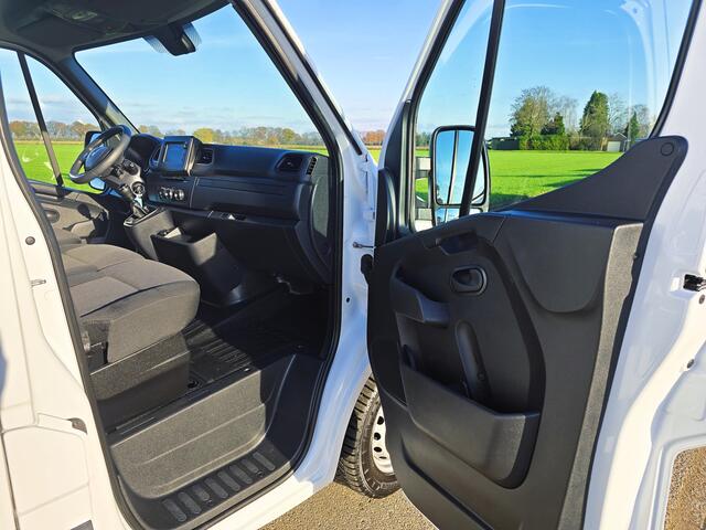 Renault MASTER T35 2.3 dCi L2 H2 - 150 Pk - Euro 6 - Navi - ParkeerCamera