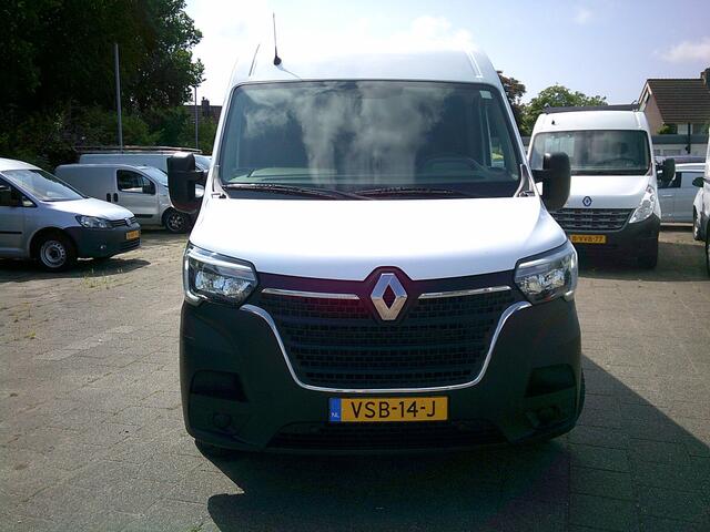 Renault MASTER T35 2.3 dCi 135 L2H2 Comfort VOORZIEN VAN AIRCO+NAVIGATIE + TREKHAAK !!
