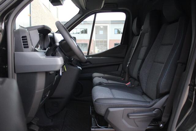 Renault MASTER T35 2.0 dCi 170pk L2H2 Extra - Navigatie - Camera - 270 gr deuren - Parkeersensoren - Draadloos laden - Rijklaar