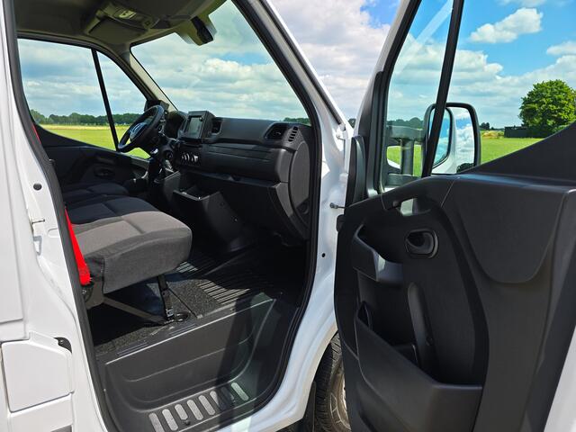 Renault MASTER T35 2.3 dCi Lowliner - 145 Pk - Euro 6 - Navi - ParkeerCamera - Airco - Cruise Control
