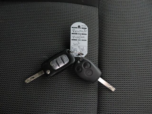 Renault MASTER 2.3DCI 135PK L3H2 Maxi | Kastinrichting | Navigatie | Camera | Airco | Cruise