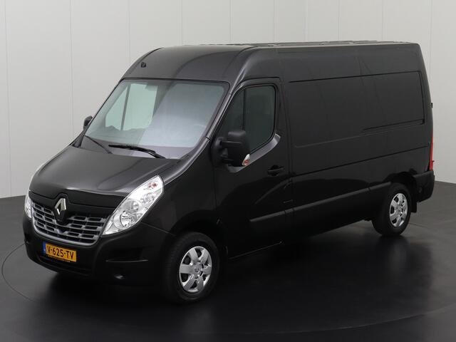 Renault MASTER 2.3DCi 170PK L2H2 Black Edition | Navigatie | Camera | 3-Persoons | Betimmering |Trekhaak