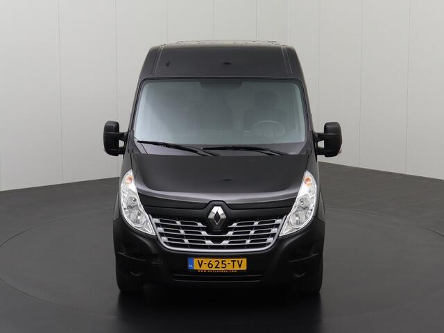 Renault MASTER 2.3DCi 170PK L2H2 Black Edition | Navigatie | Camera | 3-Persoons | Betimmering |Trekhaak