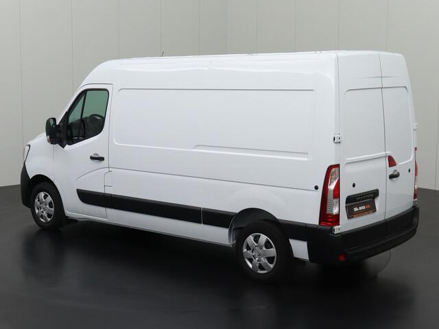 Renault MASTER 2.3DCI 135PK L2H2 | Kastinrichting | Navigatie | Camera | Airco | Cruise | 3-Persoons