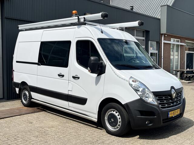 Renault MASTER T35 2.3 dCi L2H2 Airco Cruise controle Kastinrichting Trekhaak 2500kg Trekgewicht Schuifdeur Zijruit rechts Euro 6 Bpm vrij !!1e eigenaar Dealer onderhouden Ook ideaal voor ombouw naar camper