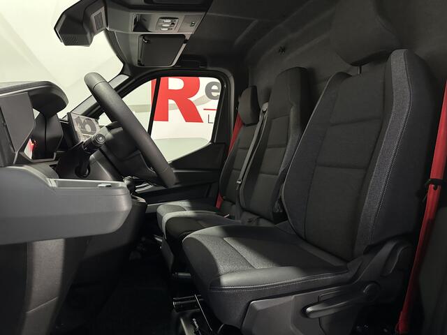 Renault MASTER T35 2.0 dCi 170 L3H2 Red Van - BPM vrij! - Camera / Sensoren / Carplay