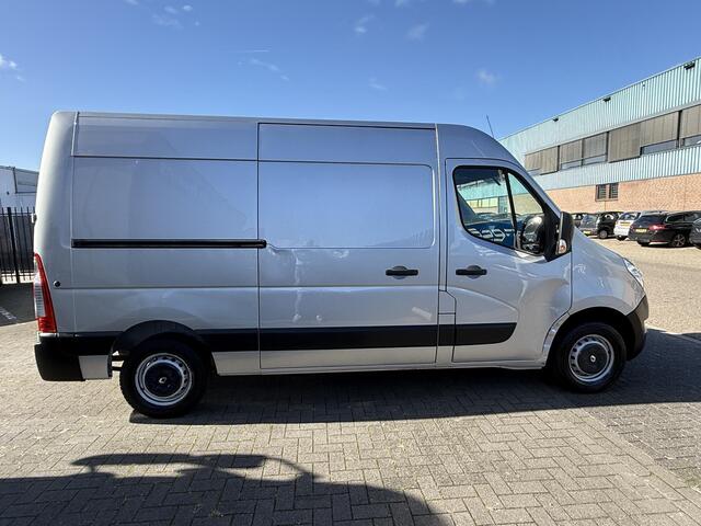 Renault MASTER T33 2.3 dCi L2H2 EURo-6 2x schuifdeur Camera NAVI PDC