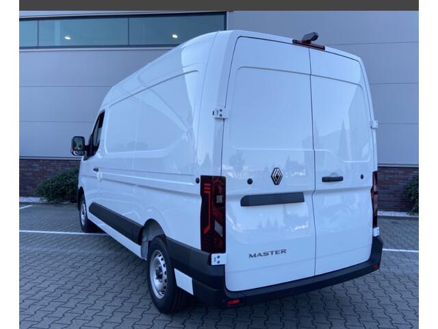 Renault MASTER T35 2.0 dCi 130 L2H2 Start Carplay / Camera / Airco
