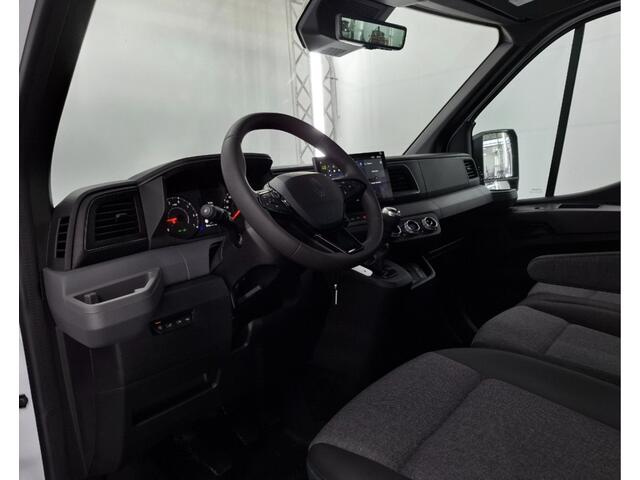 Renault MASTER T35 2.0 dCi 170 L2H2 Extra Laadruimte betimmering / 2 keer schuifdeur / Trekhaak