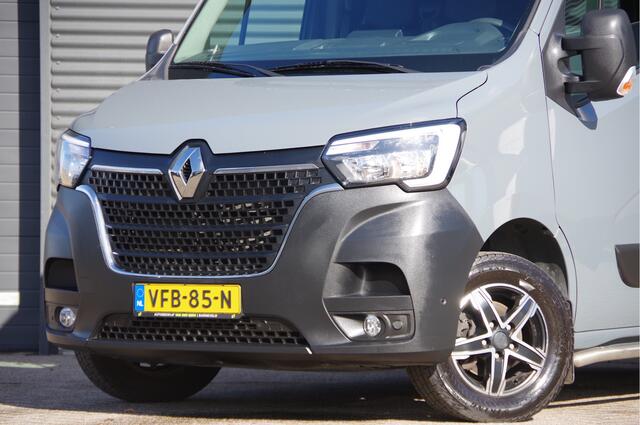 Renault MASTER T35 2.3 dCi L1H2 135PK, CAMERA, CRUISE, ZONNEKLEP LED, AIRCO, CARPLAY, PARKEERSENSOREN